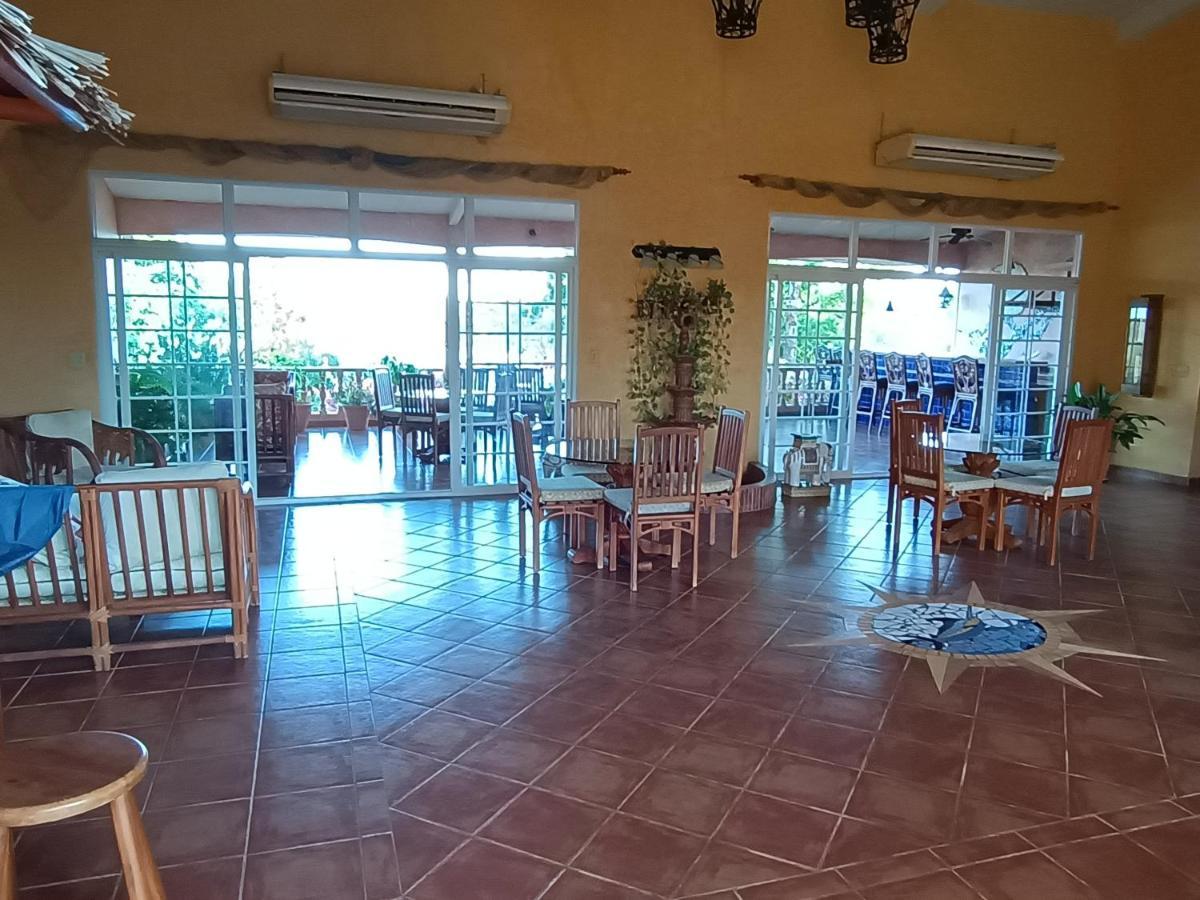 Gone Fishing Panama Resort Бока-Чіка Екстер'єр фото