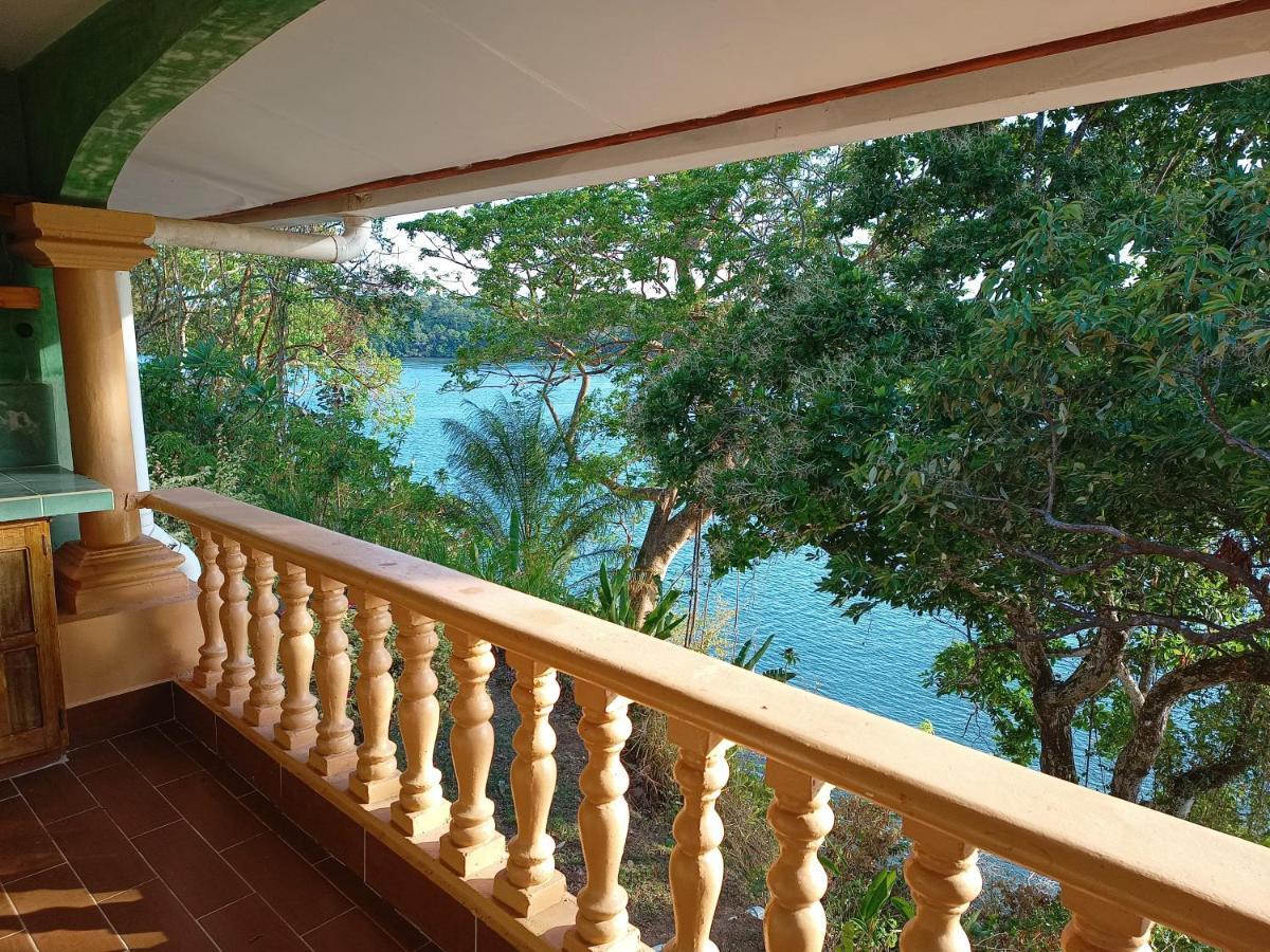 Gone Fishing Panama Resort Бока-Чіка Екстер'єр фото